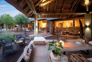 Pilanesberg Park, Upside Down House & Lesedi Cultural Villag