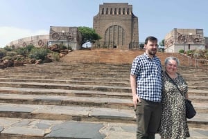 Pretoria Tour-Voortrekker Monument, Town, Union Buildings