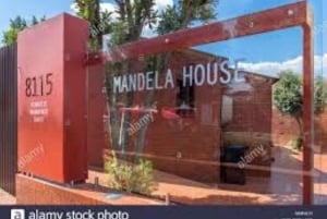 Excursão vermelha de dia inteiro em Soweto e excursão em Joanesburgo