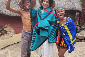 Safari en el Parque del León y el Rinoceronte / Aldea Cultural Lesedi