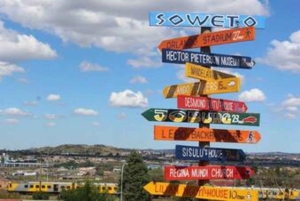 Soweto, pranzo e museo dell'Apartheid