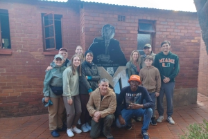 Soweto, pranzo e museo dell'Apartheid