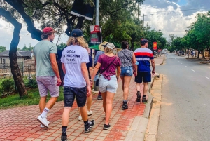Soweto: Walking Tour with a Local Guide and Lunch