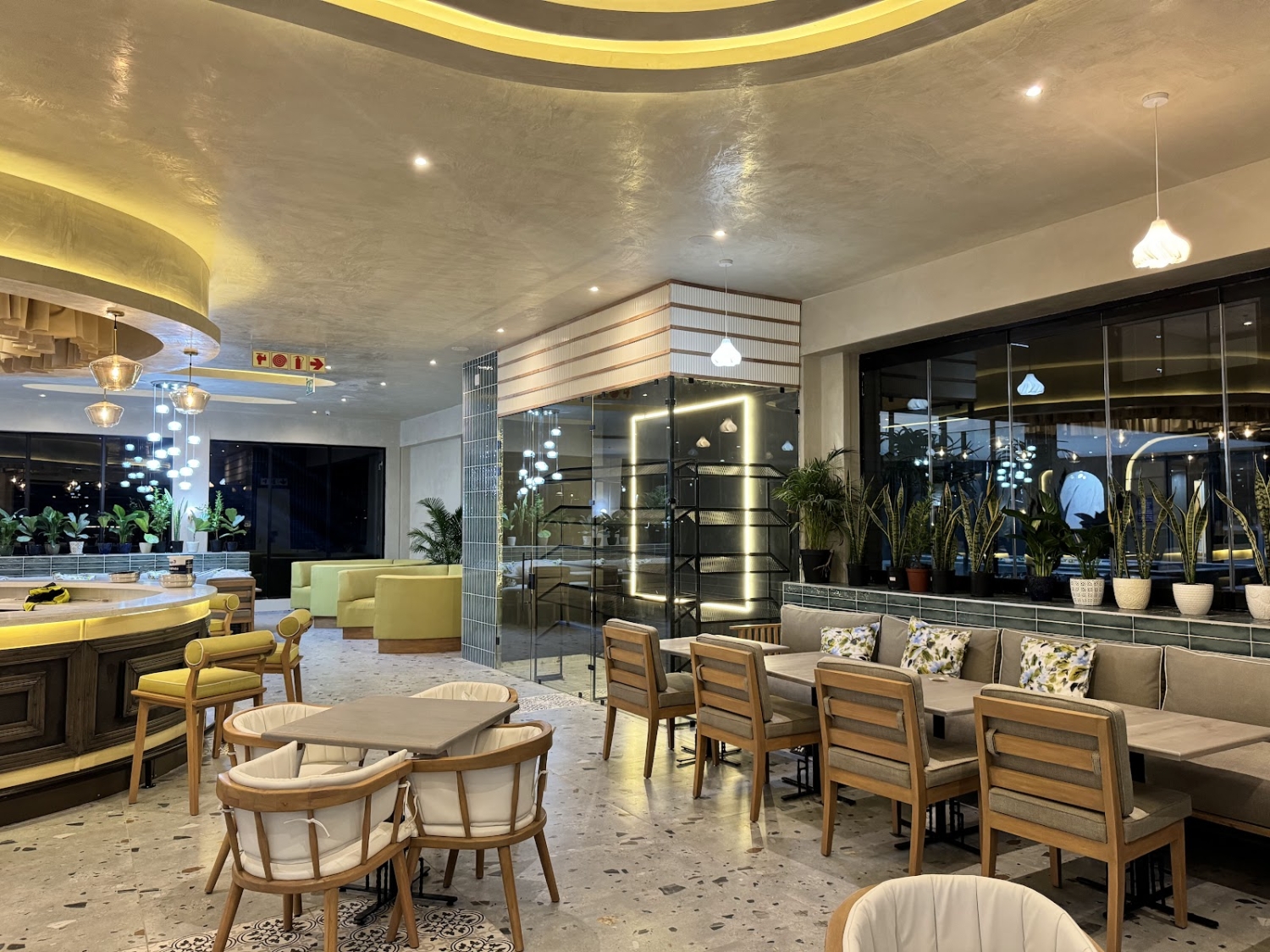 The Wisemen Restaurant & Bar