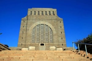 Monumento Voortrekker e city tour por Pretória