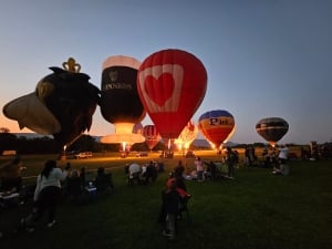 Celebrate Montgolfier Day At Bill Harrop’s �Original” Balloon Safaris