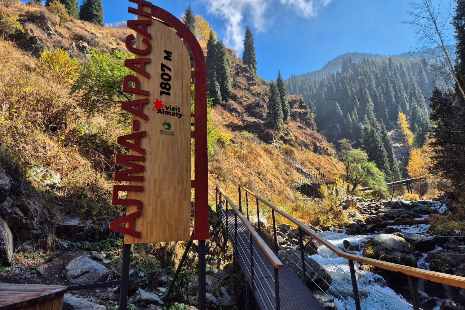 Alma-Arasan & Ayusai: Bergschluchten und heiße Quellen