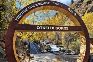 Alma-Arasan & Ayusai: Bergschluchten und heiße Quellen