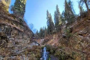 Alma-Arasan & Ayusai: Bergschluchten und heiße Quellen