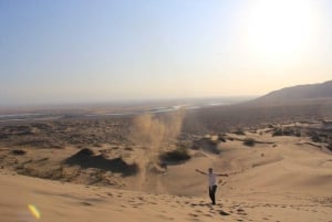 Алматы: 2-дневный тур по национальному парку Алтын-Эмель с питанием