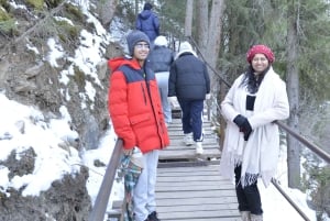 Almaty: 2-tägige Tour zum Tscharyn-Canyon, Kaindy-See und Kolsay