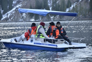 アルマトイ：2日間チャリン峡谷、カインディ湖、コルサイ湖ツアー