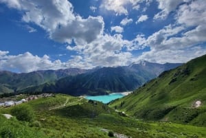 Almaty: Excursión al Gran Lago de Almaty con caminata opcional