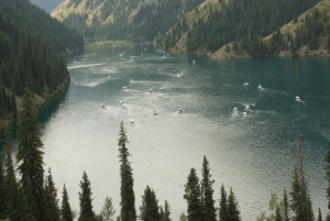 Almaty: Byrundtur Kolsai-sjøen, Kaindy-sjøen, Charyn-canyon