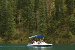 Almaty: Byrundtur Kolsai-sjøen, Kaindy-sjøen, Charyn-canyon