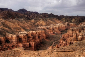 Almaty: Byrundtur Kolsai-sjøen, Kaindy-sjøen, Charyn-canyon