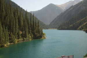 Almaty: Byrundtur Kolsai-sjøen, Kaindy-sjøen, Charyn-canyon