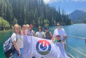 Almaty : Excursion d'une journée au canyon de Charyn, au canyon de la Lune et au lac Kolsai