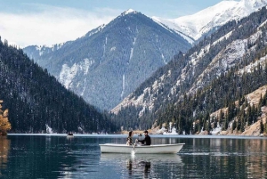 Almaty : lacs Kolsay, lac Kaindy et canyon noir - visite à la journée