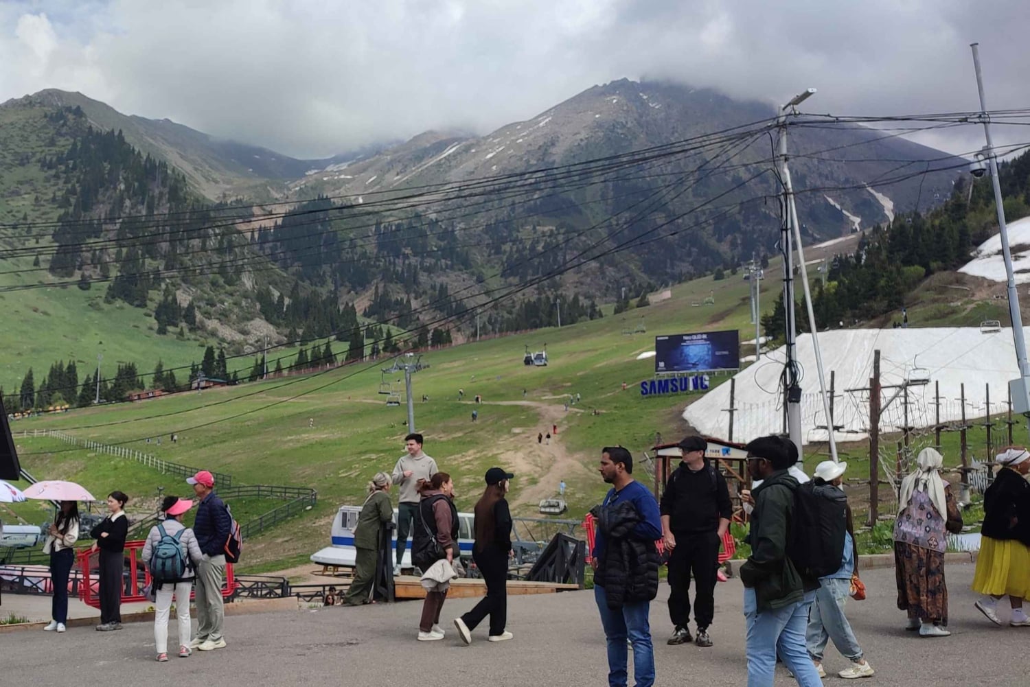 Алматы: Ущелье Медео, Дамба Медео и Шымбулак