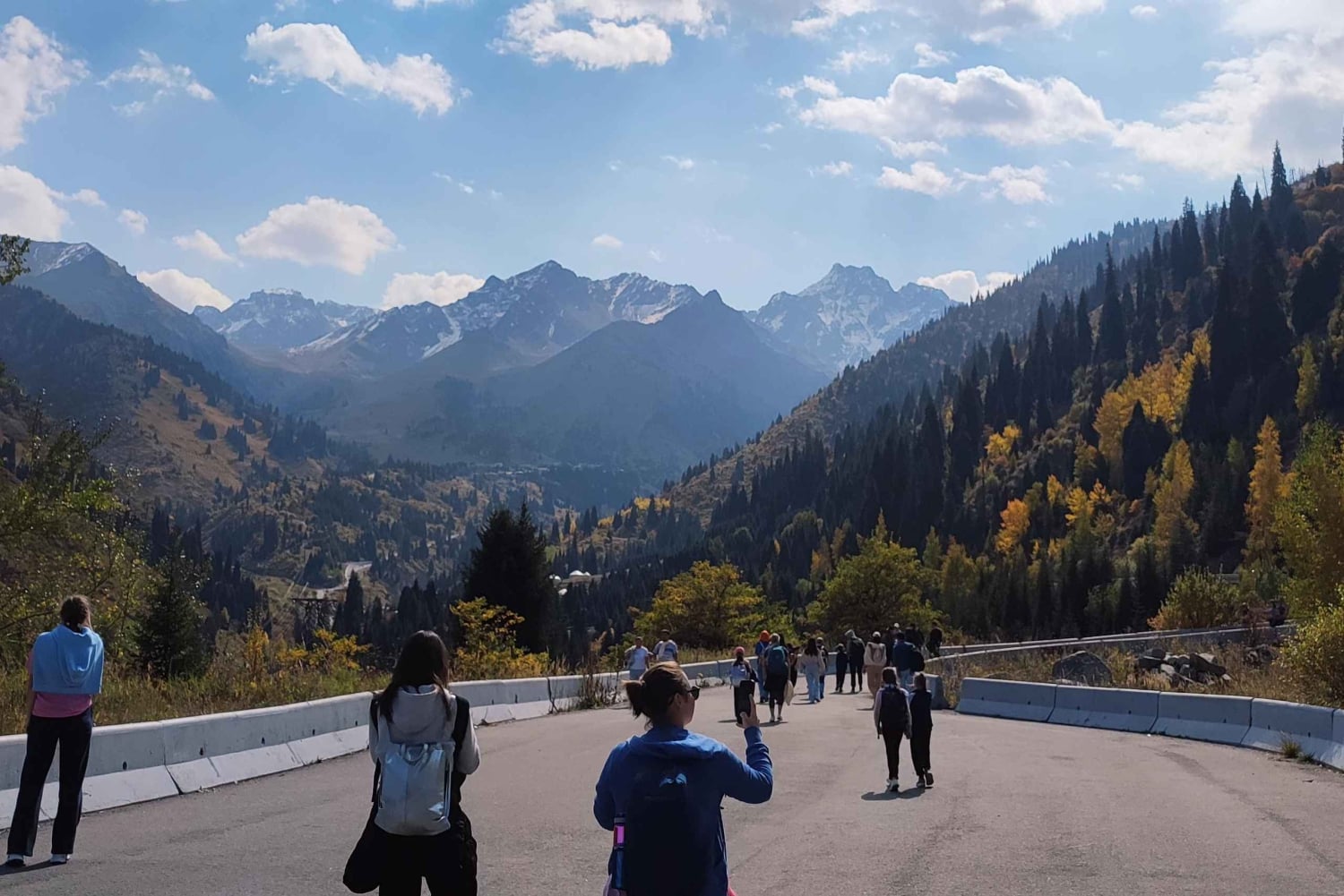 Алматы: Ущелье Медео, Дамба Медео и Шымбулак