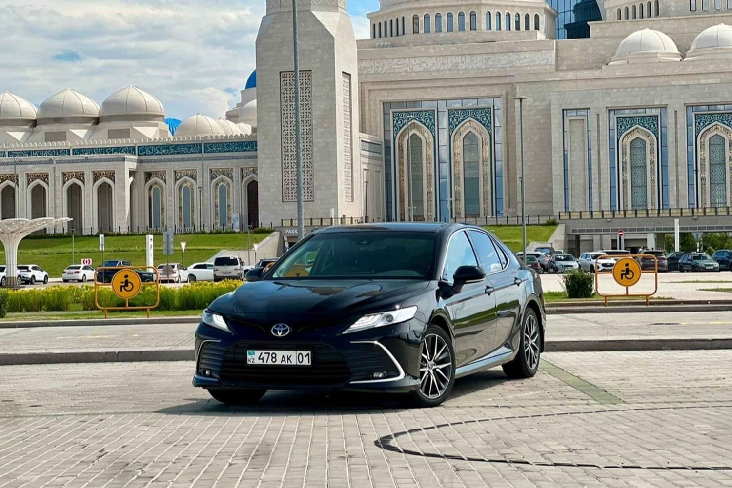 Almaty: transfer privado do aeroporto e passeio personalizado pela cidade