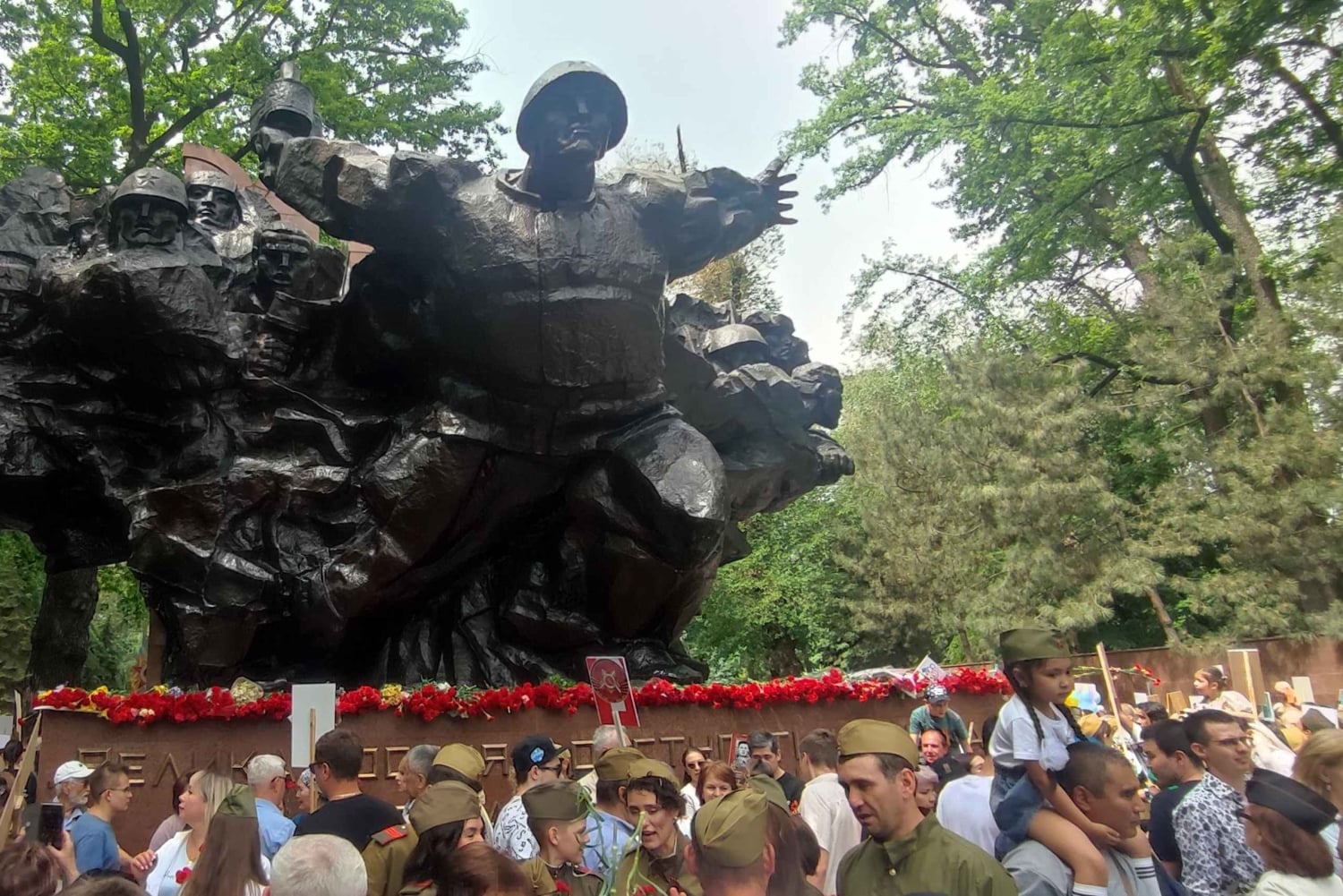 Almaty: tour guidato sulla storia della Seconda Guerra Mondiale con ingresso al museo