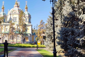 Almaty: tour guiado por la historia de la Segunda Guerra Mundial con entrada al museo