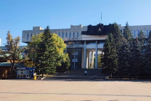 Almaty: tour guiado por la historia de la Segunda Guerra Mundial con entrada al museo