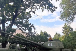 Almaty: tour guiado por la historia de la Segunda Guerra Mundial con entrada al museo