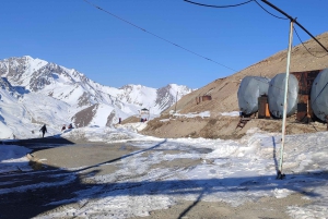 Альпийская жемчужина: Большое Алматинское озеро и восхождение на пик