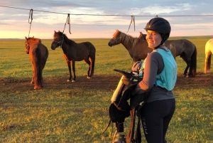 Astana: 10-dagars hästtur i Bayanaul National Park