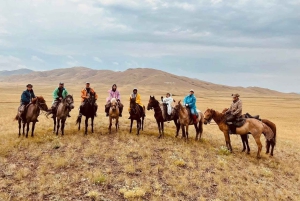 Astana: 10-dagars hästtur i Bayanaul National Park