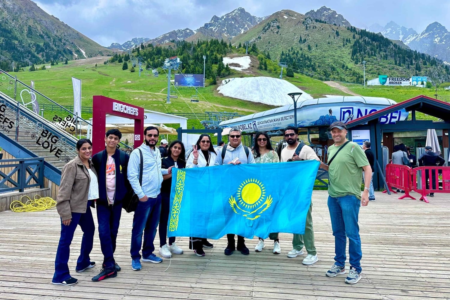 Grande Lago Almaty, Shymbulak, City Tour particular pelo centro da cidade de Almaty