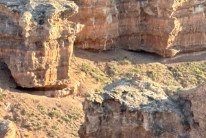 Från Almaty: Dagsutflykt till Kolsay-sjön, Charyn och Black Canyon