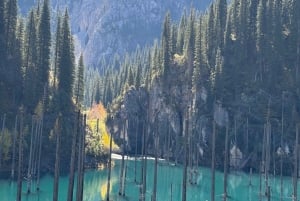 Från Almaty: Dagsutflykt till Kolsay-sjön, Charyn och Black Canyon
