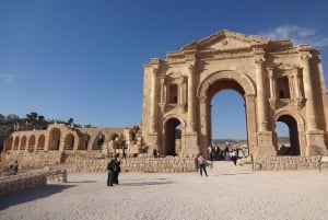 From Amman: Jerash, Ajloun Castle or Umm Qais Private Tour