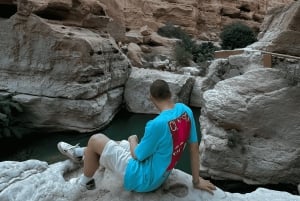 From Muscat: Wadi Shab & Bimmah Sinkhole Full-Day Tour