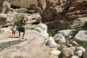 From Muscat: Wadi Shab & Bimmah Sinkhole Full-Day Tour