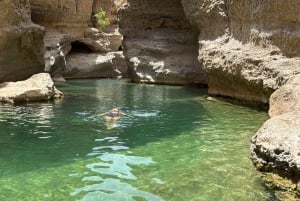 From Muscat: Wadi Shab & Bimmah Sinkhole Full-Day Tour