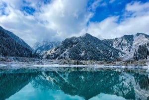 Dagtocht Huns Ethno Village en Issyk Lake