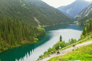 Kazakstan: Opastettu kiertue paikallisten kokemusten kera