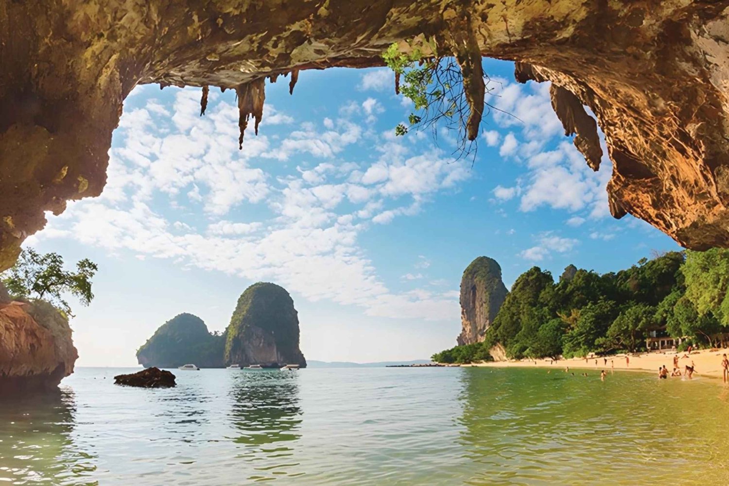 Krabi: Railay Phra Nang & Diamond Cave Sunset Plankton Tour