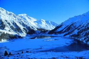 Almaty: Big Almaty Lake Yksityinen autokierros patikointimahdollisuudella