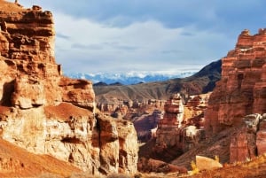 Private Eco Tour by EV: Charyn Canyon, River & Kolsai Lakes