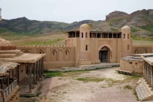 Tamgaly-Tas: En resa till de forntida buddhistiska klipporna