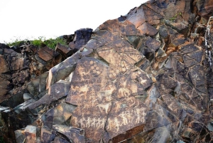 Tanbaly-ravinen: Forntida hällristningar UNESCO-världsarv, dagstur