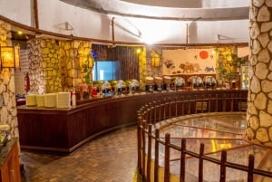 Safari de 2 dias e 1 noite em Saltlick a partir de Diani/Mombasa