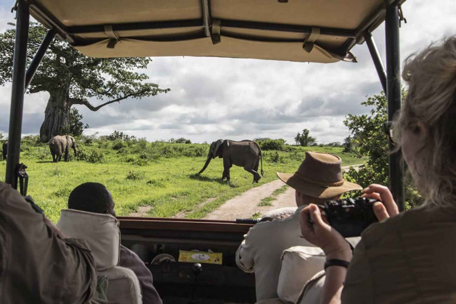 5-dages Amboseli, Naivasha-søen og Mara - Mid-Range Jeep Safari