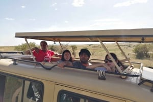 9 Days Best Kenya Wildlife Safari on 4x4 Landcruiser Jeep